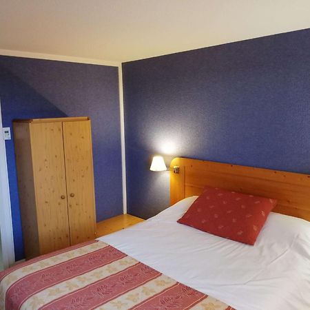 Brit Hotel Vallee Du Lot Fumel Bagian luar foto