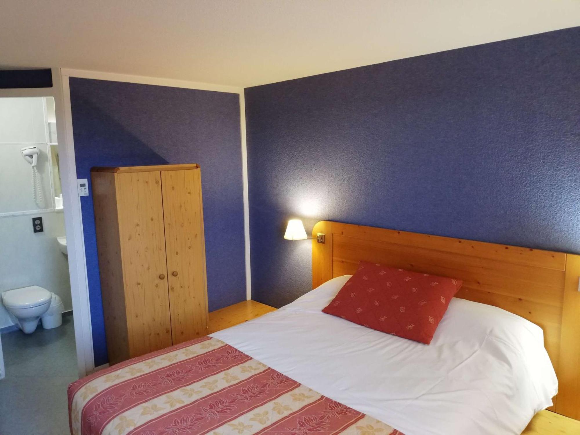 Brit Hotel Vallee Du Lot Fumel Bagian luar foto