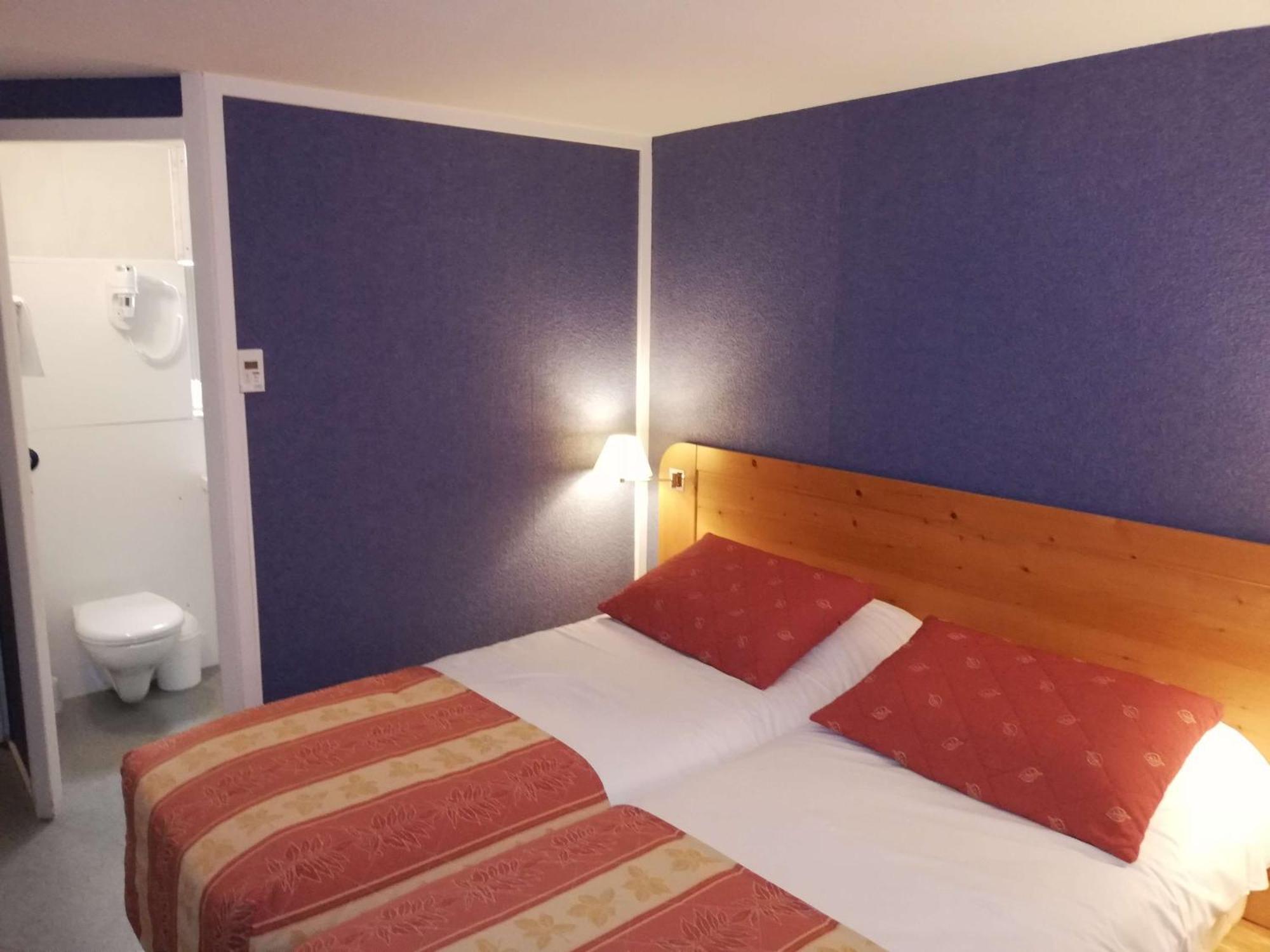Brit Hotel Vallee Du Lot Fumel Bagian luar foto