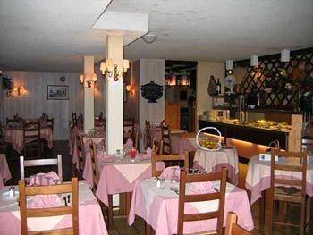 Brit Hotel Vallee Du Lot Fumel Bagian luar foto